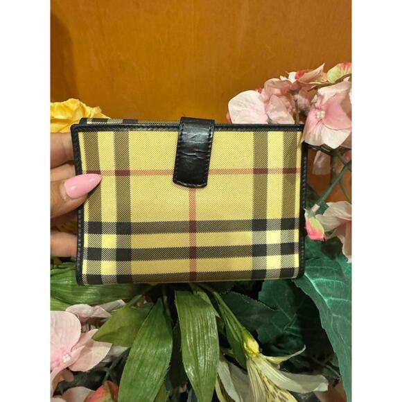 Burberry nova check wallet(400 - Picture 3 of 9